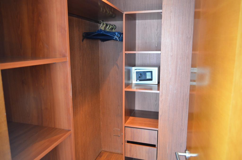 Apartamentos Capital Santiago Kamer foto